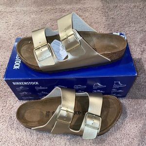 Birkenstock Arizona BS Gold size 8
